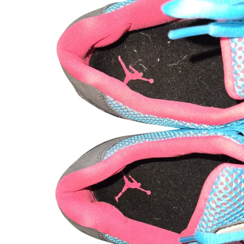 Size 10.5 - Air Jordan CMFT VIZ Air 11 South Beach